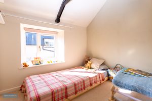 Barn - bedroom- click for photo gallery
